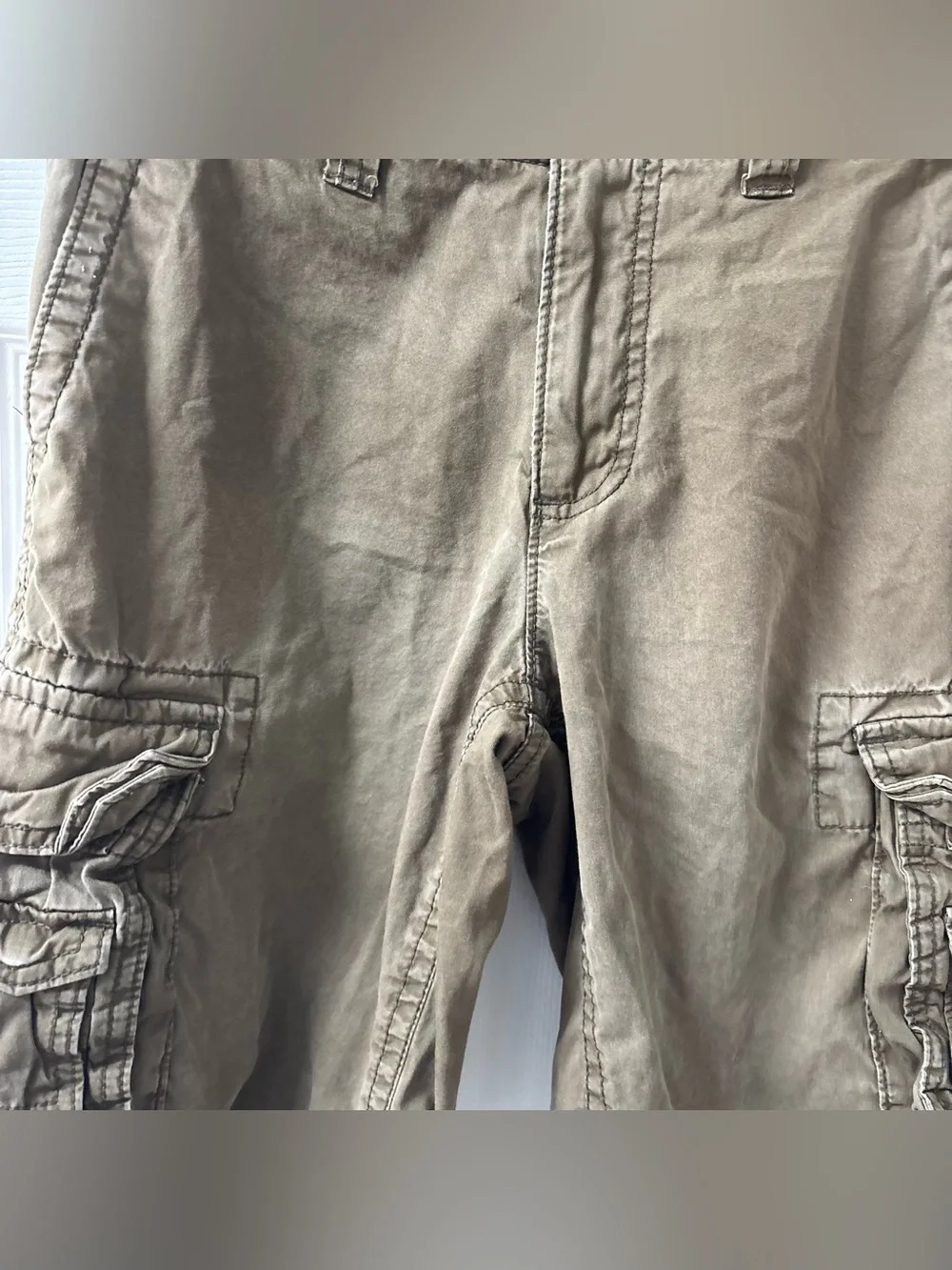 Aeropostale 100% Cotton Cargo Shorts Casual Utility Style Brown Men’s 26